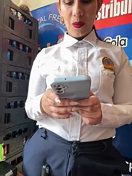 Alysson-- online show from 12-05-25, 01:42