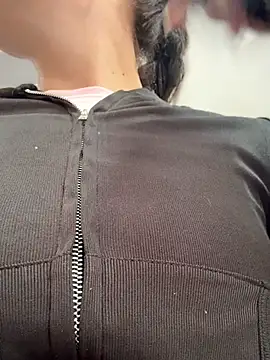 Alysson-- online show from 06-19-26, 01:26