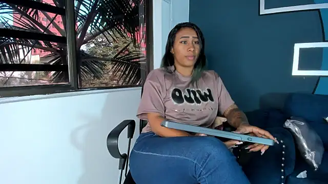 Brunettesexy0 online show from 01-16-25, 09:51
