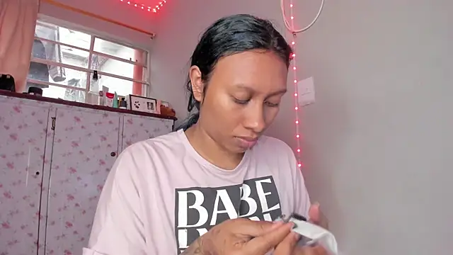 Snapshot of Brunettesexy0 chatting on 09-26-25, 06:23 Brunettesexy0 online show from 09-26-25, 06:23