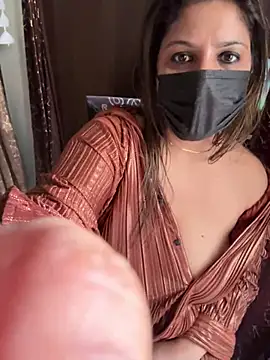 Reena Darlinggg online show from 01-13-25, 10:03