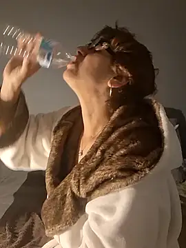 Snapshot of MsPink_Flamingtoes544 chatting on 09-27-25, 01:05 MsPink Flamingtoes544 online show from 09-27-25, 01:05