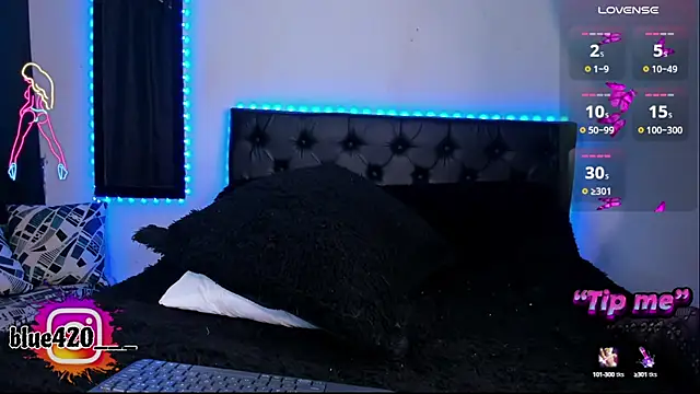 Skyler  blue4 online show from 01-07-25, 01:28