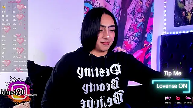 Skyler  blue4 online show from 12-20-25, 04:58