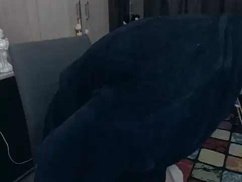 Snapshot of HornyClitX chatting on 02-01-25, 03:18 HornyClitX online show from 02-01-25, 03:18