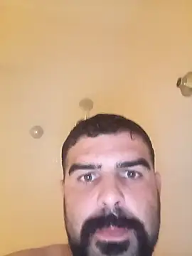 Snapshot of Albertolexu chatting on 03-27-26, 06:51 Albertolexu online show from 03-27-26, 06:51