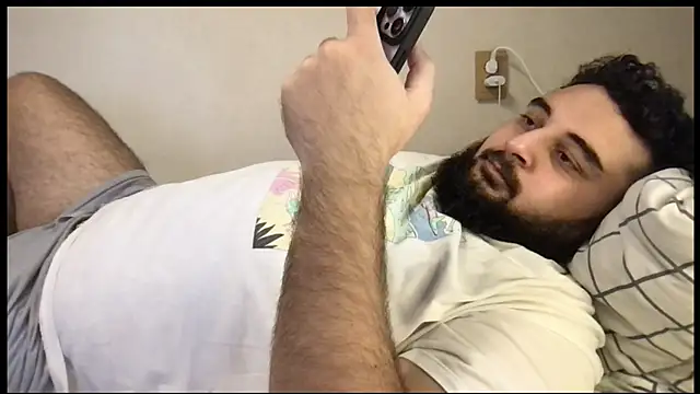 Snapshot of teddy_alan chatting on 10-07-25, 08:11 teddy alan online show from 10-07-25, 08:11