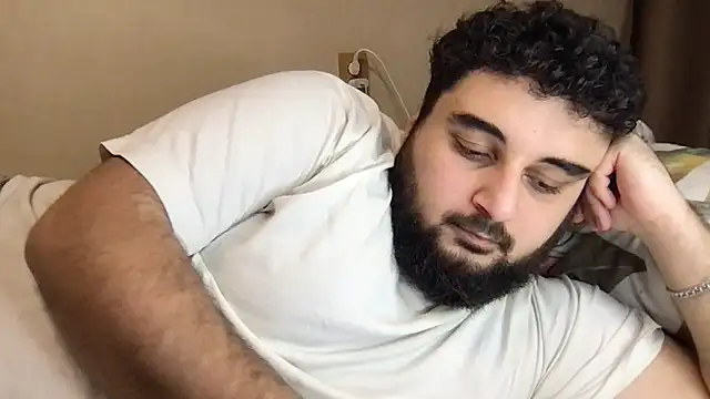 Snapshot of teddy_alan chatting on 10-18-25, 04:30 teddy alan online show from 10-18-25, 04:30