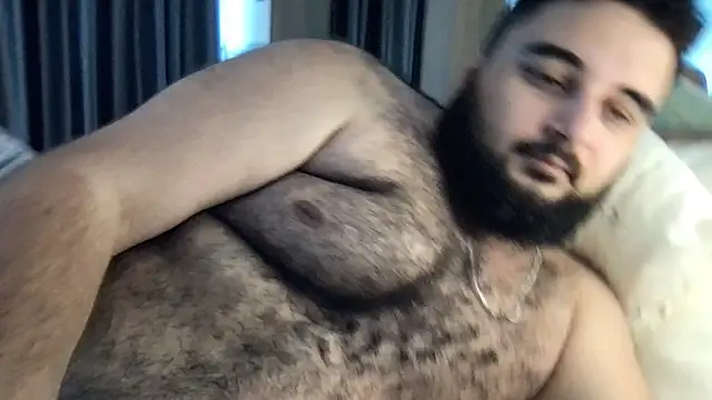 Snapshot of teddy_alan chatting on 12-18-25, 07:36 teddy alan online show from 12-18-25, 07:36