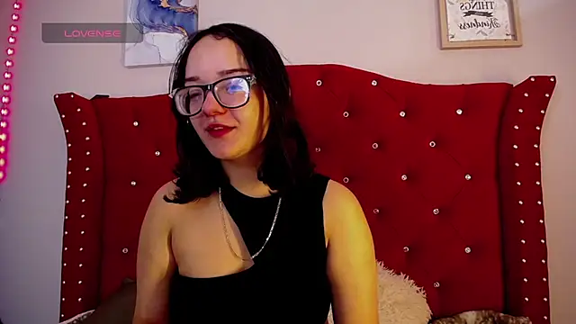 Snapshot of charlotte1-ls chatting on 12-14-24, 09:24 charlotte1-ls online show from 12-14-24, 09:24