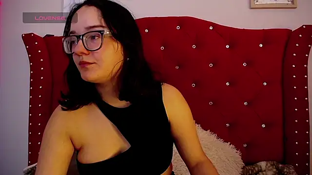 Snapshot of charlotte1-ls chatting on 12-15-24, 12:29 charlotte1-ls online show from 12-15-24, 12:29