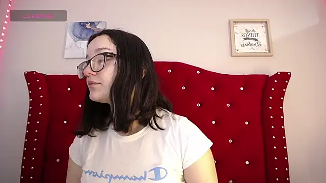 Snapshot of charlotte1-ls chatting on 01-06-25, 09:22 charlotte1-ls online show from 01-06-25, 09:22