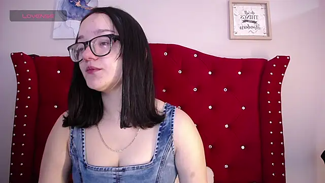 Snapshot of charlotte1-ls chatting on 01-08-25, 09:23 charlotte1-ls online show from 01-08-25, 09:23