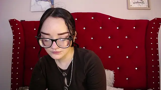 Snapshot of charlotte1-ls chatting on 02-06-25, 09:38 charlotte1-ls online show from 02-06-25, 09:38