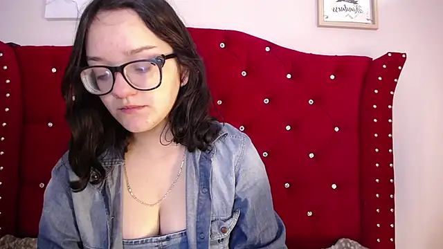 Snapshot of charlotte1-ls chatting on 02-07-25, 01:22 charlotte1-ls online show from 02-07-25, 01:22