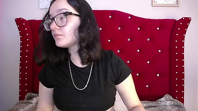 Snapshot of charlotte1-ls chatting on 02-11-25, 09:46 charlotte1-ls online show from 02-11-25, 09:46