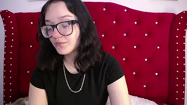 Snapshot of charlotte1-ls chatting on 02-12-25, 12:48 charlotte1-ls online show from 02-12-25, 12:48