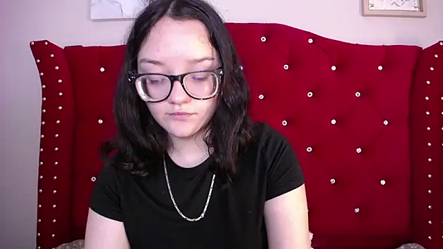 Snapshot of charlotte1-ls chatting on 02-13-25, 12:35 charlotte1-ls online show from 02-13-25, 12:35