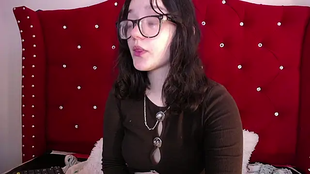 Snapshot of charlotte1-ls chatting on 02-15-25, 04:34 charlotte1-ls online show from 02-15-25, 04:34