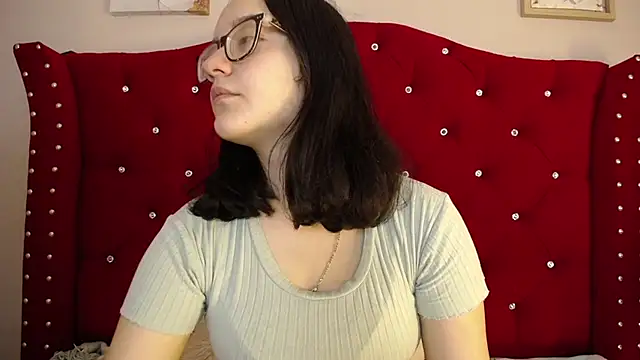 Snapshot of charlotte1-ls chatting on 02-18-25, 09:20 charlotte1-ls online show from 02-18-25, 09:20