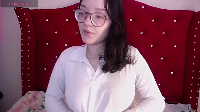 Snapshot of charlotte1-ls chatting on 03-15-25, 12:25 charlotte1-ls online show from 03-15-25, 12:25