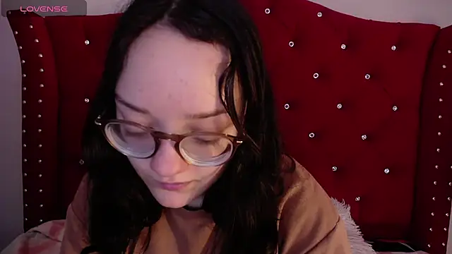 Snapshot of charlotte1-ls chatting on 03-18-25, 01:32 charlotte1-ls online show from 03-18-25, 01:32