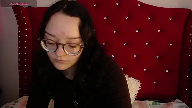 Snapshot of charlotte1-ls chatting on 03-20-25, 12:30 charlotte1-ls online show from 03-20-25, 12:30