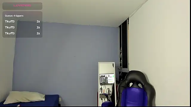 gwen ashly online show from 02-18-25, 09:53