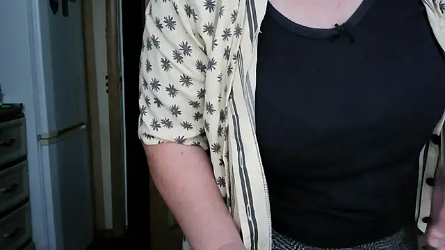 Snapshot of Ettie_Tonia chatting on 02-24-26, 05:16 Ettie Tonia online show from 02-24-26, 05:16