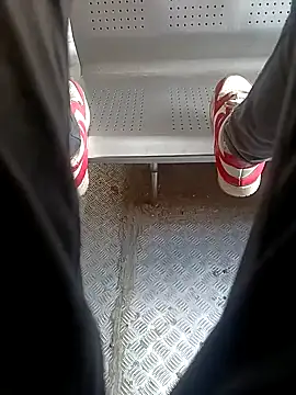 Snapshot of 1010SumiT chatting on 02-10-25, 04:19 1010SumiT online show from 02-10-25, 04:19