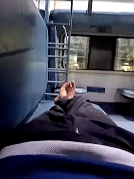 Snapshot of 1010SumiT chatting on 10-30-25, 01:01 1010SumiT online show from 10-30-25, 01:01