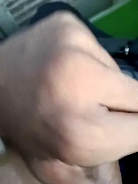 Snapshot of 1010SumiT chatting on 10-31-25, 03:29 1010SumiT online show from 10-31-25, 03:29