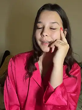 PoppyRobinson online show from 12-19-24, 06:12