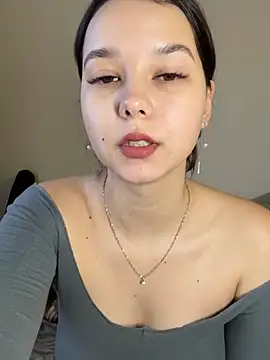 PoppyRobinson online show from 12-30-24, 08:10