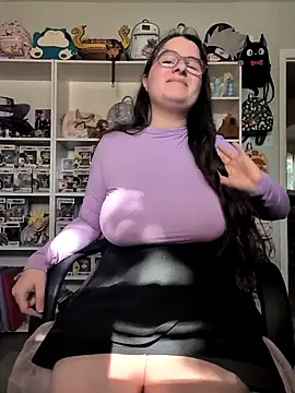 GeekyJavaGoddess online show from 10-21-25, 06:19