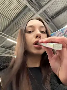 Cherry    Pie online show from 10-10-25, 07:02