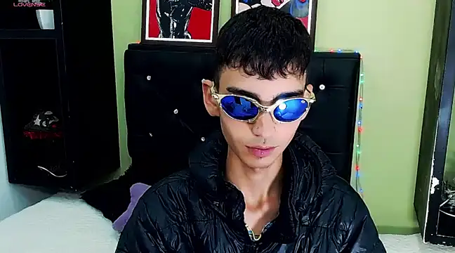 ttimy x boy online show from 02-05-25, 09:29