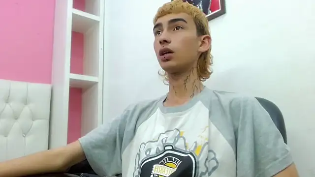 ttimy x boy online show from 02-20-26, 06:59