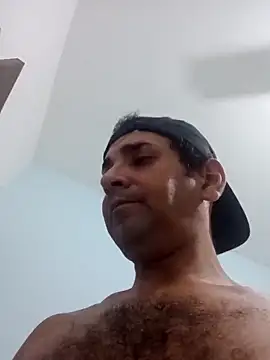 Snapshot of Gostozim7 chatting on 03-02-25, 01:26 Gostozim7 online show from 03-02-25, 01:26