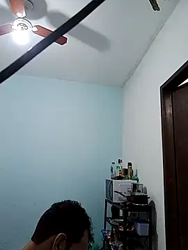 Snapshot of Gostozim7 chatting on 03-11-25, 11:48 Gostozim7 online show from 03-11-25, 11:48