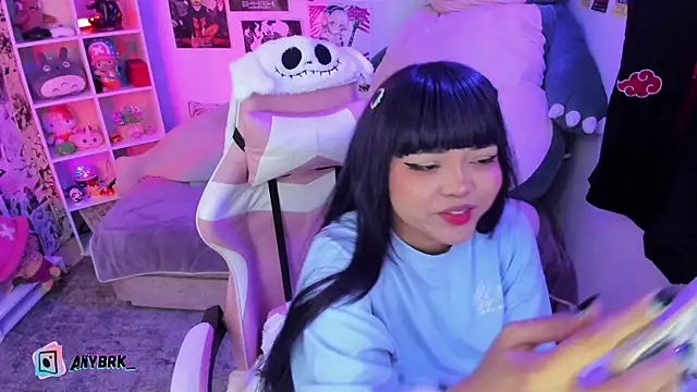 Snapshot of anyburkee chatting on 10-07-25, 01:14 anyburkee online show from 10-07-25, 01:14