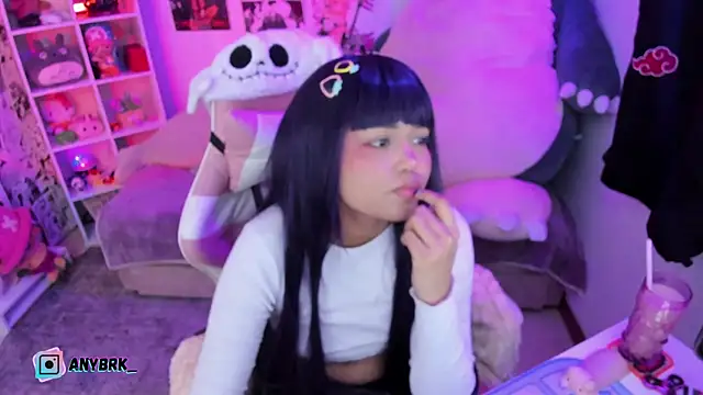 Snapshot of anyburkee chatting on 10-08-25, 01:47 anyburkee online show from 10-08-25, 01:47