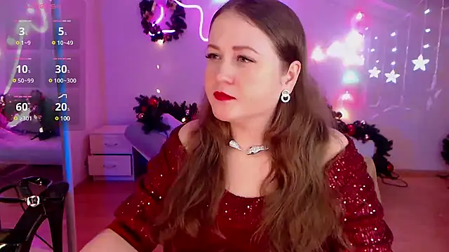 Snapshot of LizzyShine chatting on 12-25-24, 10:37 LizzyShine online show from 12-25-24, 10:37