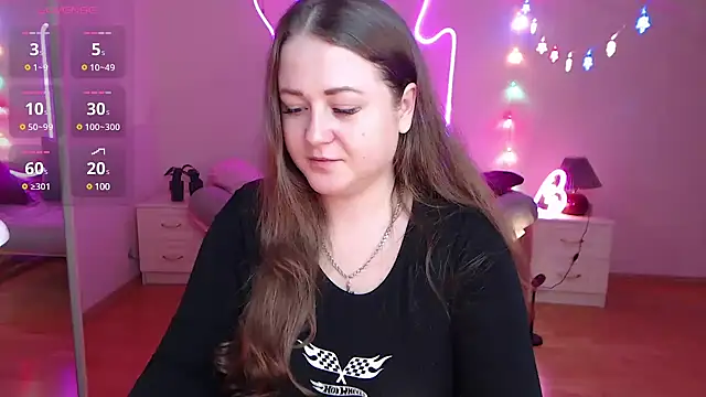 Snapshot of LizzyShine chatting on 01-09-25, 09:26 LizzyShine online show from 01-09-25, 09:26