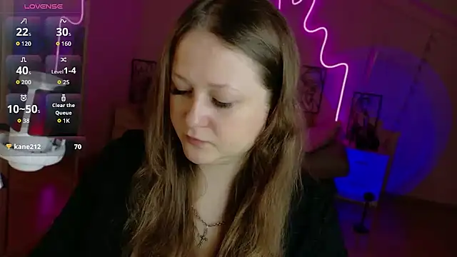 LizzyShine online show from 10-13-25, 01:55