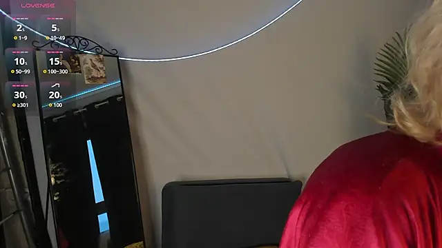 Emily relish online show from 02-06-26, 05:12