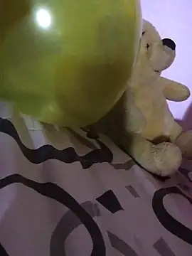 Miss oliviaa online show from 12-19-24, 05:07