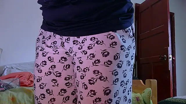 Miss oliviaa online show from 02-23-25, 10:09