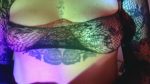 Miss oliviaa online show from 03-15-25, 12:15