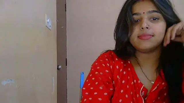 Snapshot of Sweet-Rani chatting on 04-06-26, 02:51 Sweet-Rani online show from 04-06-26, 02:51